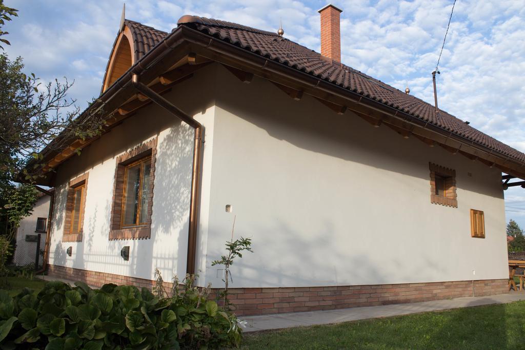Villa Maximilian Balatonkeresztúr Exteriér fotografie
